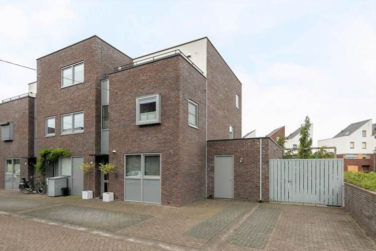 Woning De Terpen 18 Waalwijk