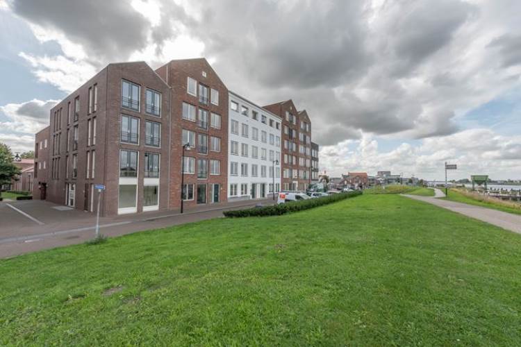 Woning Kaapstander 5 Oud-Beijerland