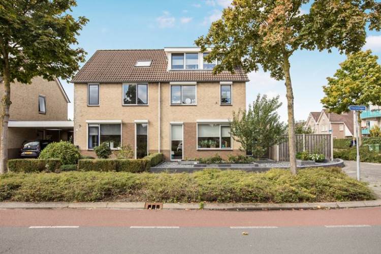 Woning Veeneslagen 33 Rijssen