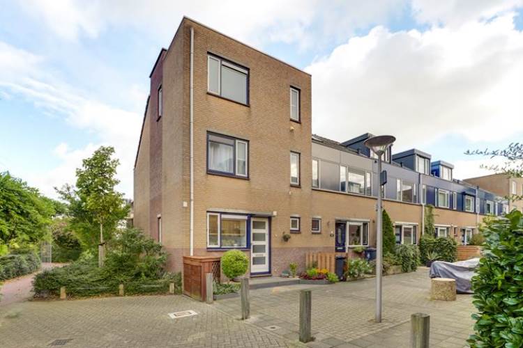 Woning Zilvermeeuw 18 De Lier