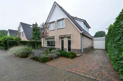 Woning E van Grevengoedhof 27 Putten