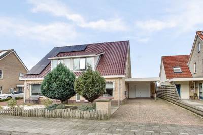 Woning Skoalekers 25 Sintjohannesga