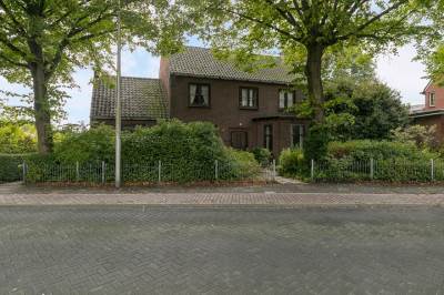 Woning Oosteinde 9 - 11 Wateringen