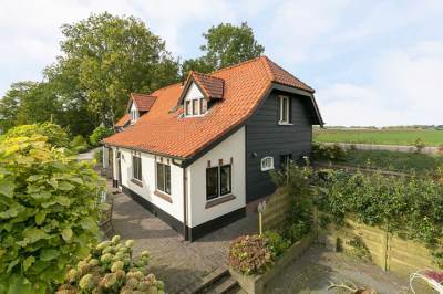 Woning Schuringsedijk 84 Numansdorp