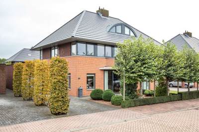 Woning Donksewaard 14 Wijk en Aalburg