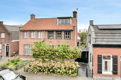 Woning Julianalaan 5b Raamsdonksveer