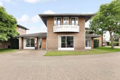 Woning Bert Haanstrahof 25 Almere