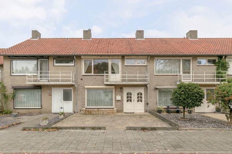 Woning St Petrus Canisiuslaan 5 Eindhoven