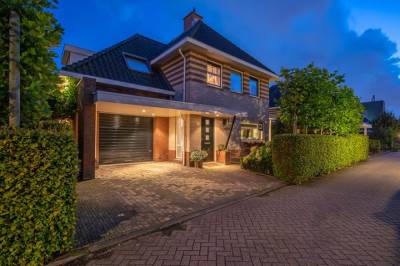 Woning Van den Broekveld 26 Barendrecht