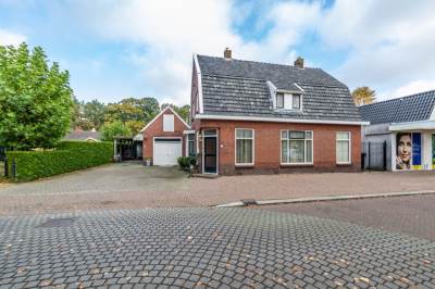 Woning Raadhuisplein 2 Vries