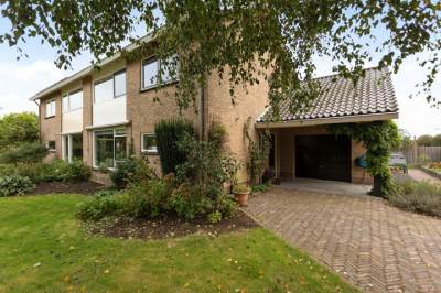 Woning Dorpsstraat 22 Kerk-Avezaath (Gem. Buren)