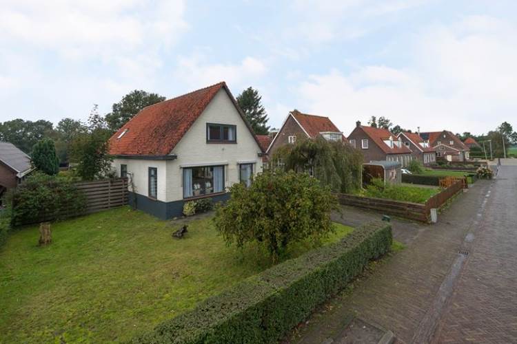 Woning Schoolstraat 12 Oosterstreek