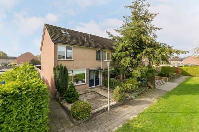 Woning van den Boetzelaerlaan 17 Coevorden