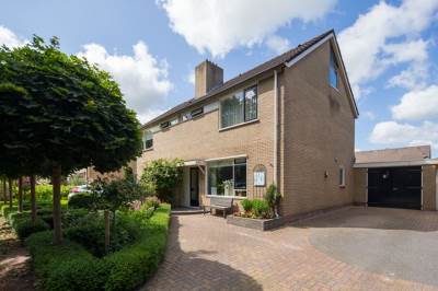 Woning Beetke van Rasquertstraat 5 Leek