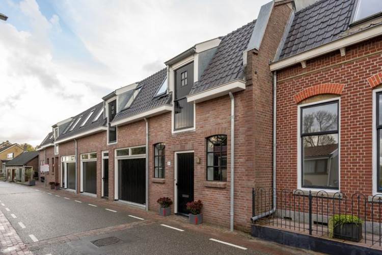 Woning Dorpsdijk 211c Rhoon