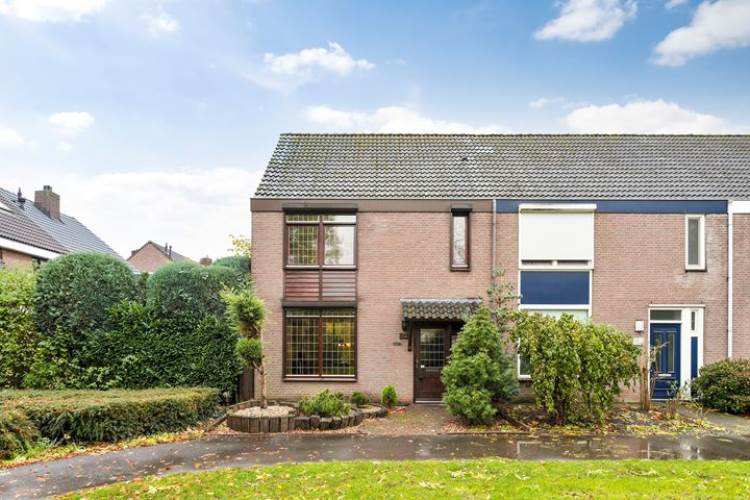 Woning Gentiaanhof 124 Roermond