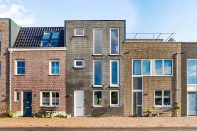 Woning Marie Curielaan 96 Almere