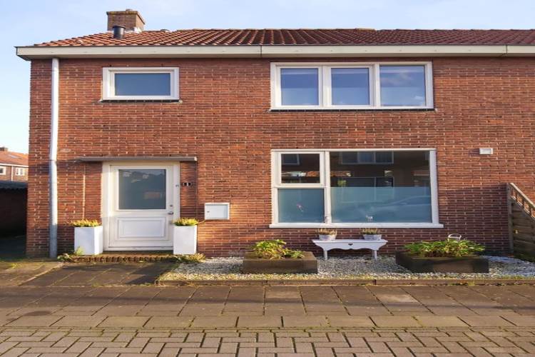Woning Karel Doormanstraat 1 Wormerveer