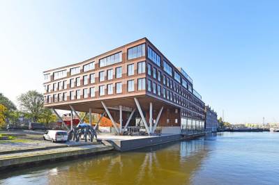 Woning Barentszplein 8L Amsterdam