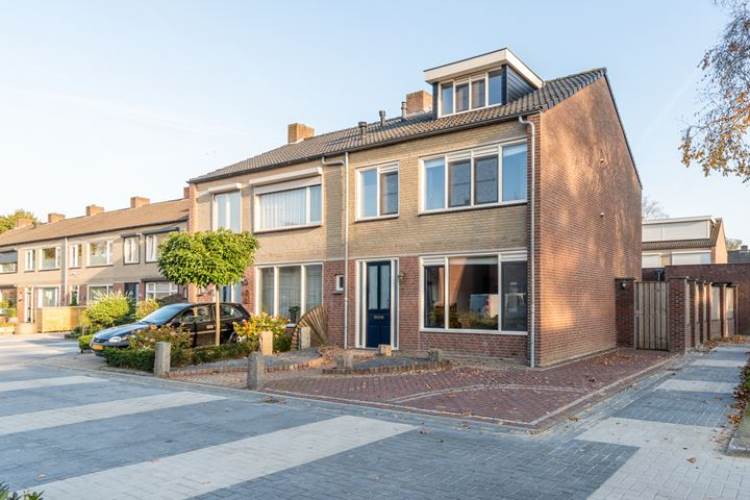 Woning Van Oost-Frieslandstraat 64 Schijndel