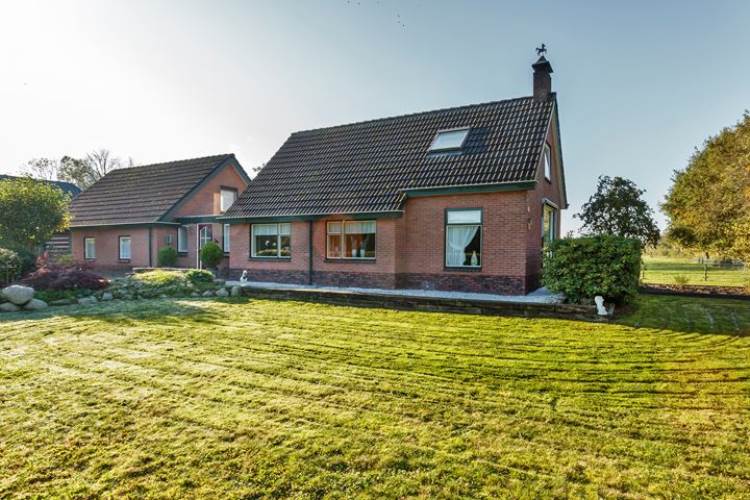 Woning Warreboslaan 35a Surhuisterveen