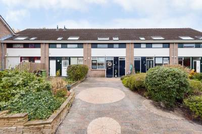 Woning Koolmees 81 Sommelsdijk