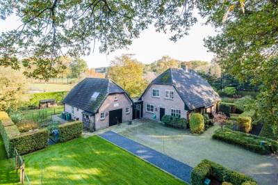 Woning 't Woud 12 Nijkerk