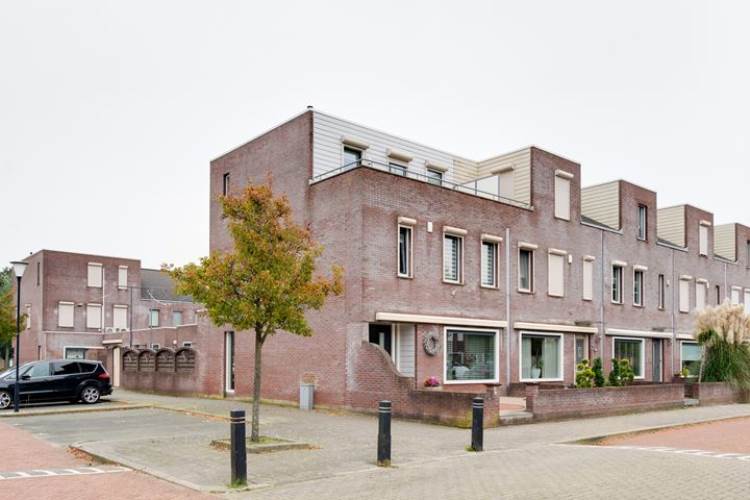 Woning Desiderius Erasmusstraat 22 Volendam