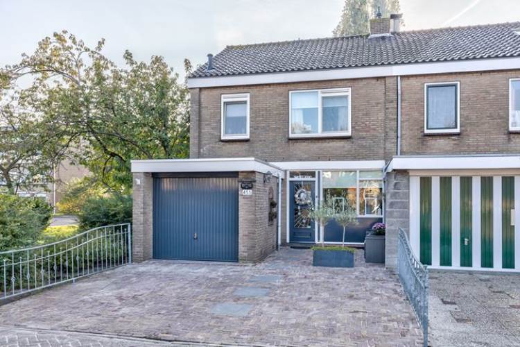 Woning Merellaan 455 Capelle aan den IJssel - Oozo.nl