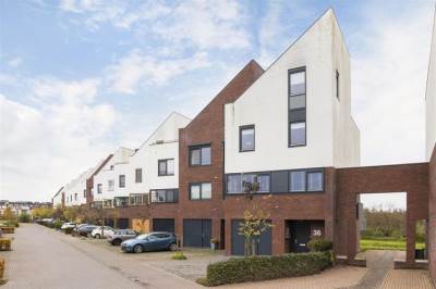 Woning Het Kanteel 36 Waalwijk