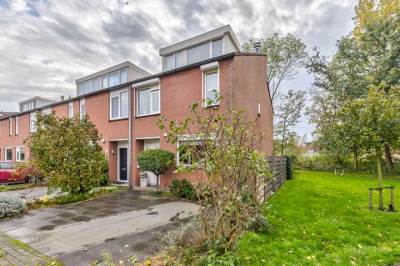 Woning St. Luciabaai 70 Capelle aan den IJssel