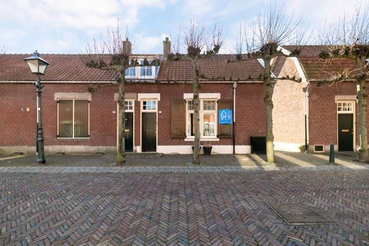 Woning Jan de Raadtkade 12 Hoogvliet Rotterdam