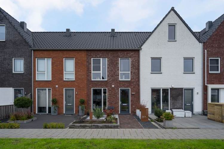 Woning Houtblazerspad 37 Oud-Beijerland