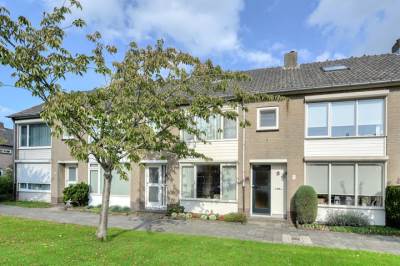 Woning van Duivenvoordelaan 23 Geertruidenberg