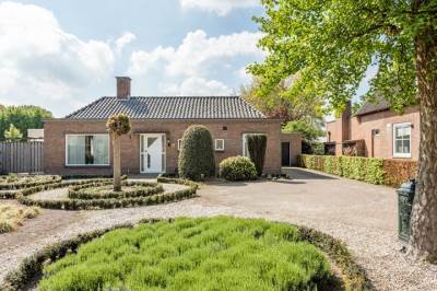 Woning Deken van Baarstraat 26 Vlijmen