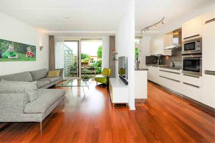 Woning Meppelrade 243 Den Haag