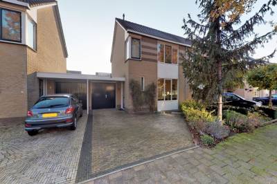 Woning Simon Vestdijkstraat 48 Raamsdonksveer