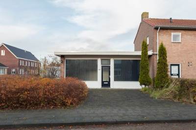Woning Meidoornstraat 22 Ooltgensplaat