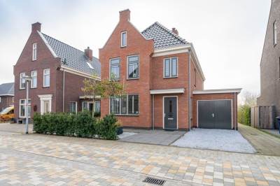 Woning Torenzeil 4 Almere
