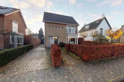 Woning Burgemeester Prinssenlaan 33 Raamsdonksveer