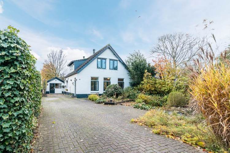 Woning Nieuwe Kerkstraat 41 Nijkerkerveen