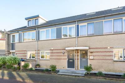 Woning Reina Prinsen Geerligspad 27 Spijkenisse