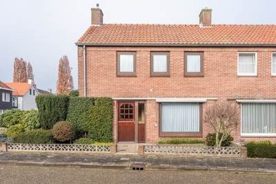 Woning Van Aldeneyckstraat 8 Hilvarenbeek