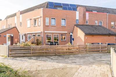Woning Bereklauw 51 Kampen
