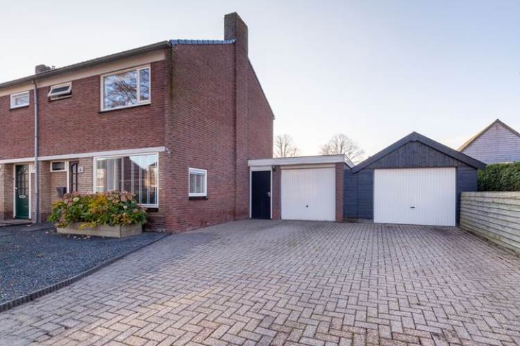 Woning Johan ter Schoeleweg 6 Surhuisterveen