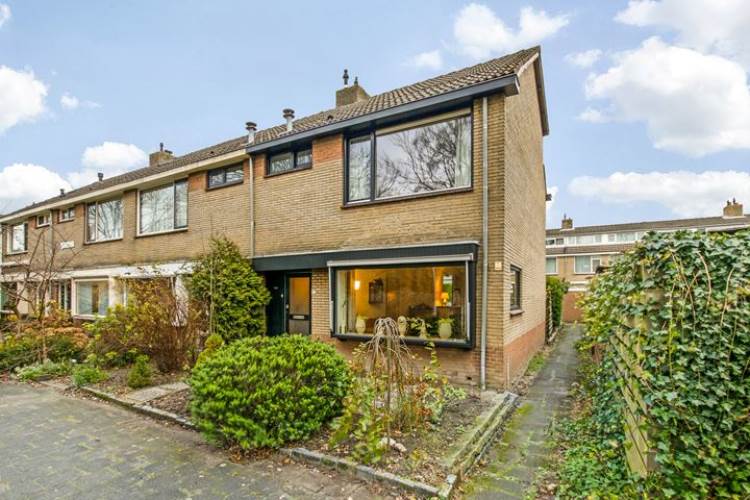 Woning De Wingerd 7 Spijkenisse