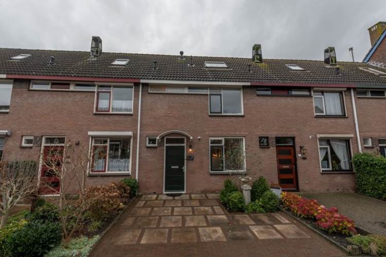 Woning Klaverbladstraat 18 Klaaswaal
