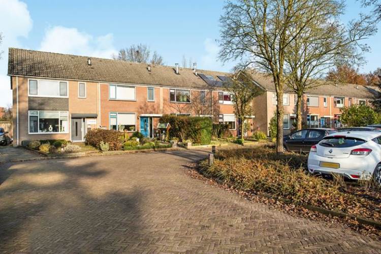 Woning Canadastraat 105 Holten