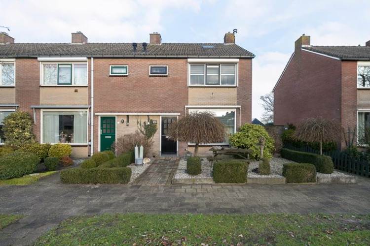 Woning Nijverheidstraat 48 Lemelerveld
