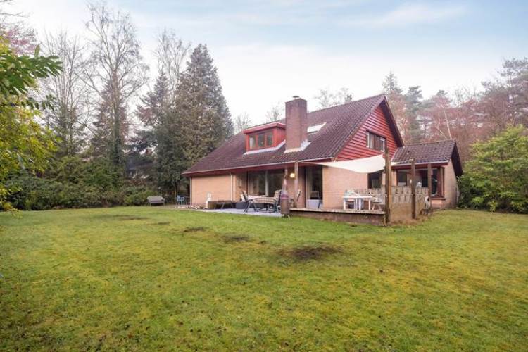 Woning Juliana van Stolberglaan 8 Eerbeek
